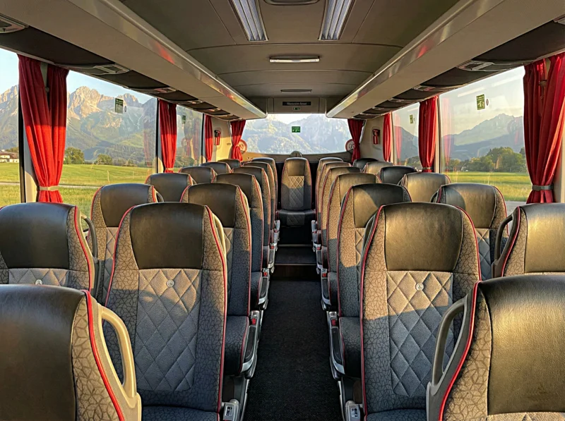 Mercedes Benz 17RHD – Comfort-Class / Bild 2