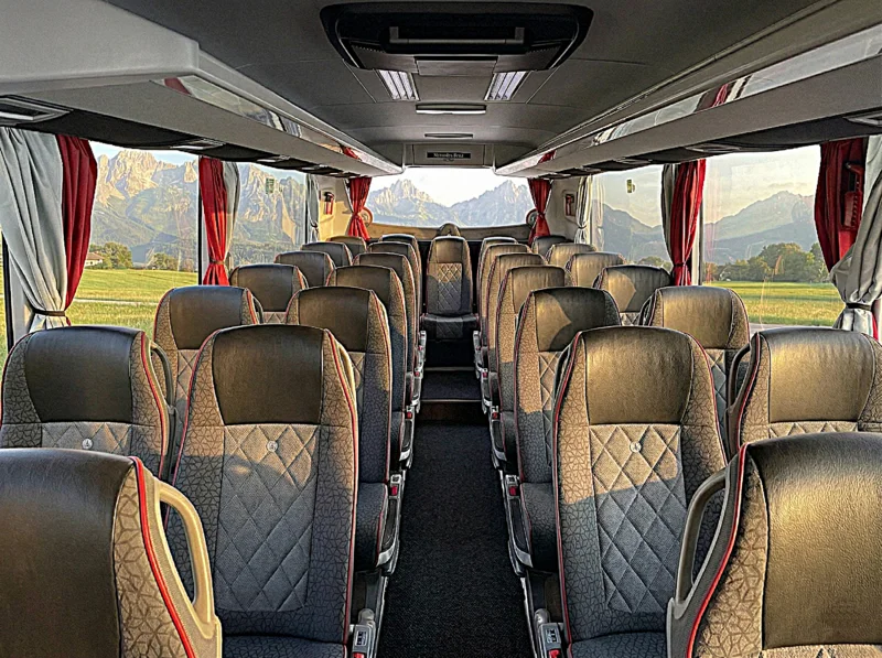 Mercedes Benz 15RHD – Comfort-Class  / Bild 2