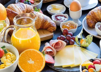 Frühstück auf der Seiseralm